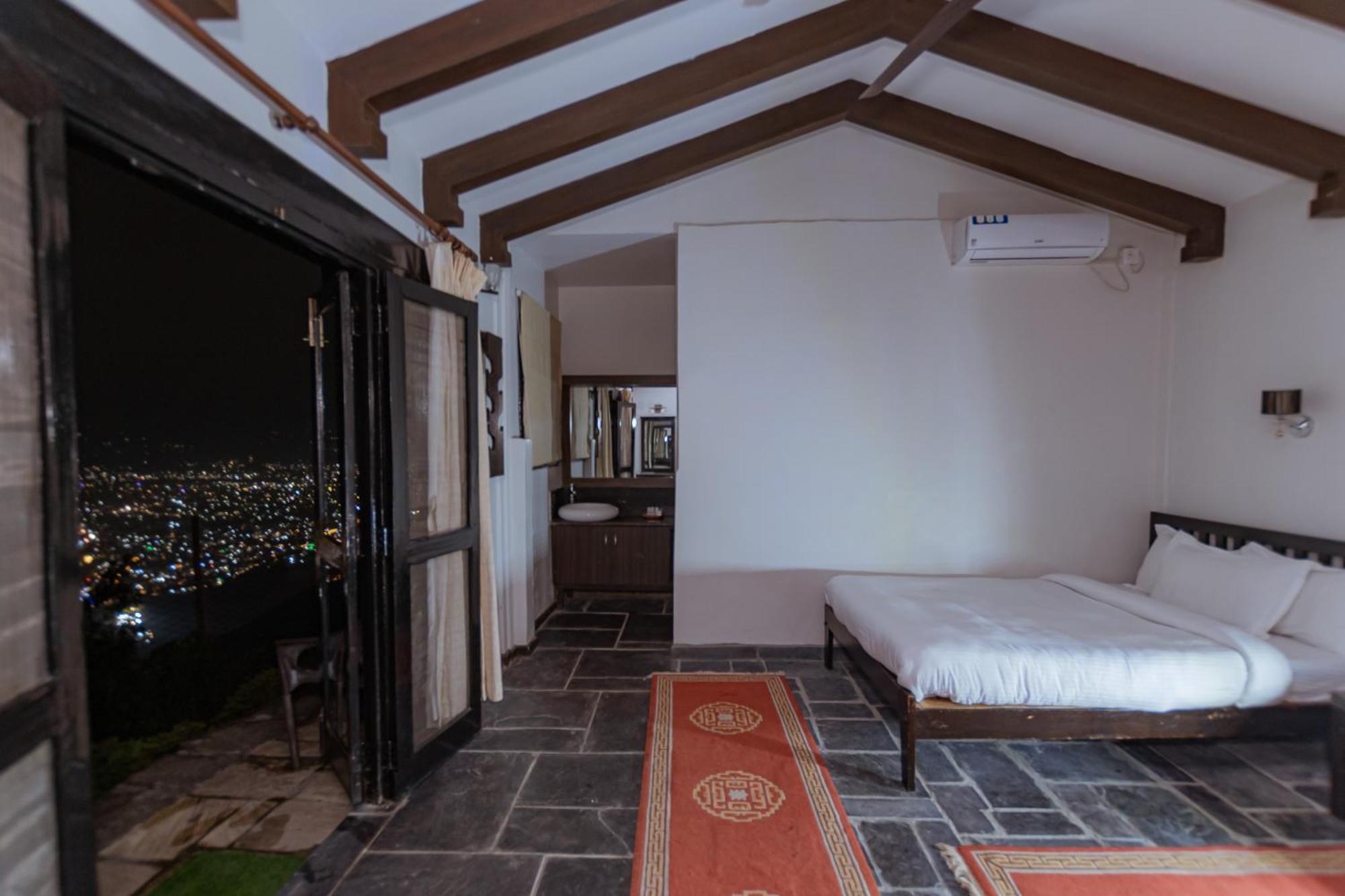 מלון פוקהרה Raniban Retreat מראה חיצוני תמונה